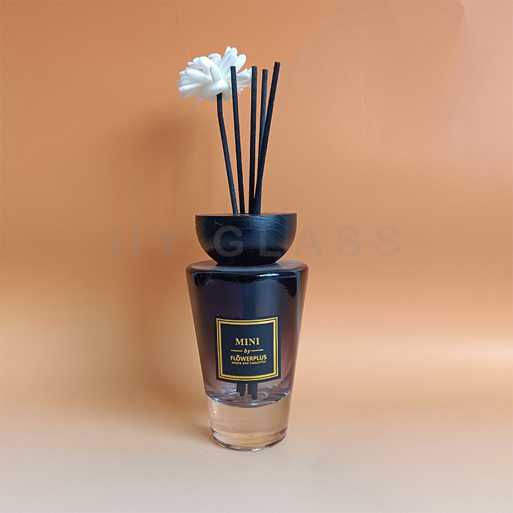 Custom 100ml inverted cone glass reed diffuser bottle supplier